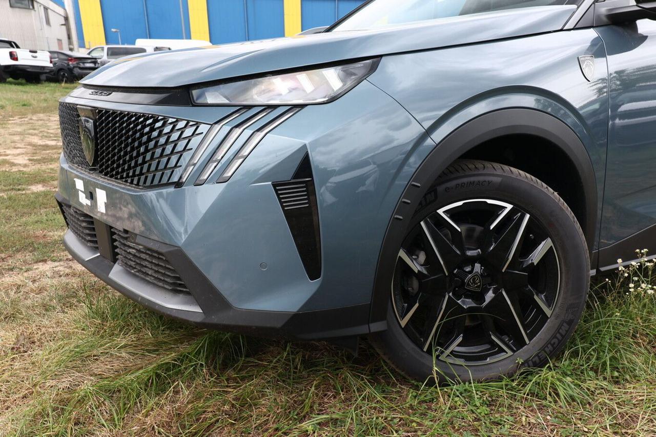 PEUGEOT 5008 Hybrid 145 e-DCS6 GT - 4