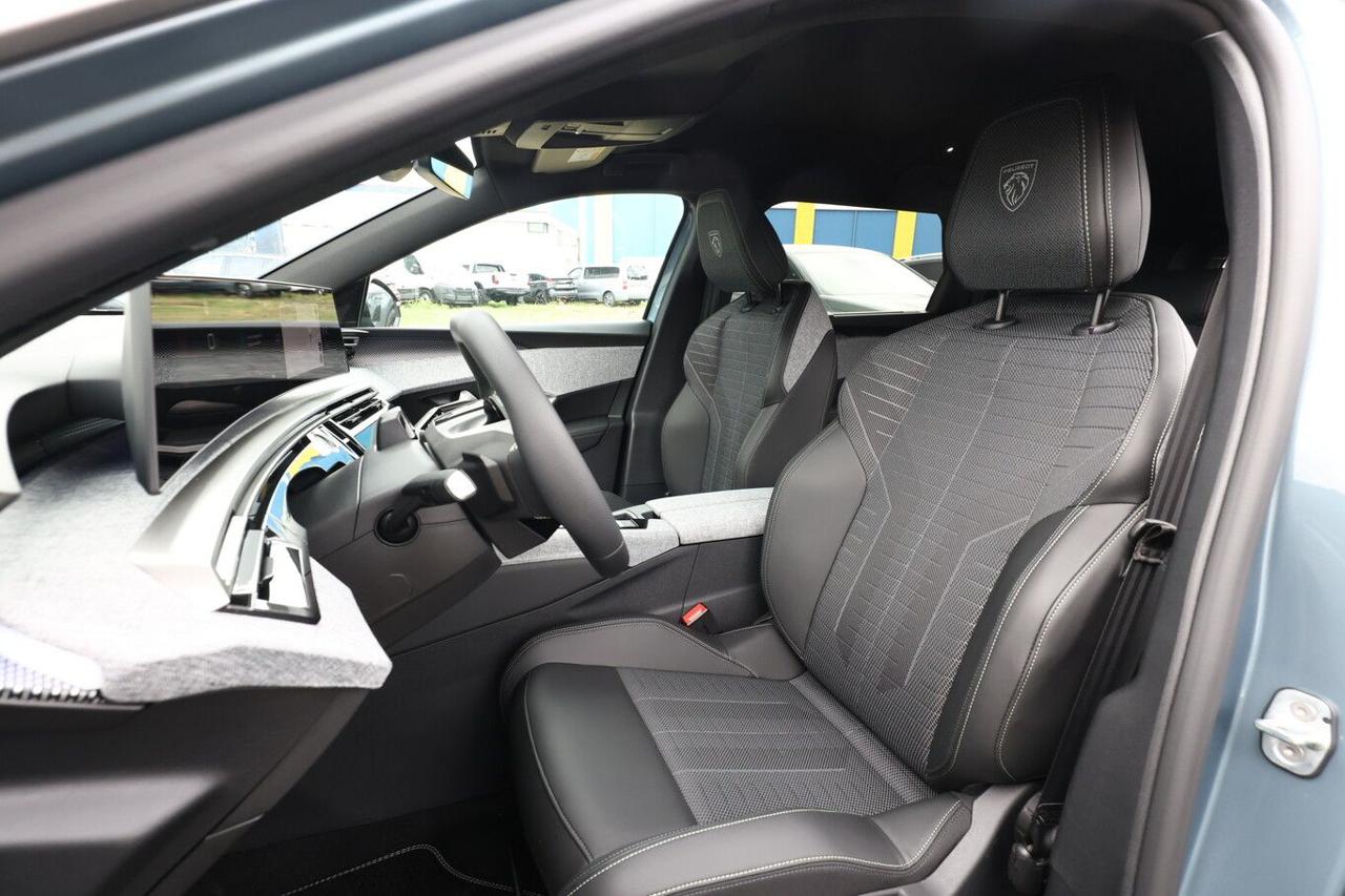 PEUGEOT 5008 Hybrid 145 e-DCS6 GT - 5