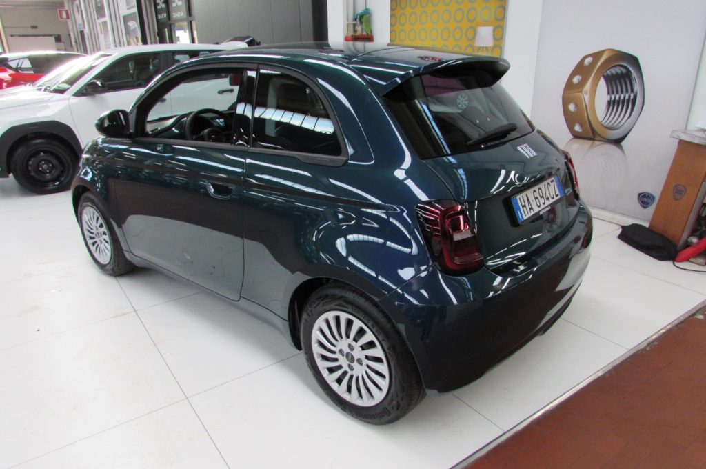 FIAT 500e Berlina 42 kWh AUTONOMIA 320Km. Blu Ocean - 4