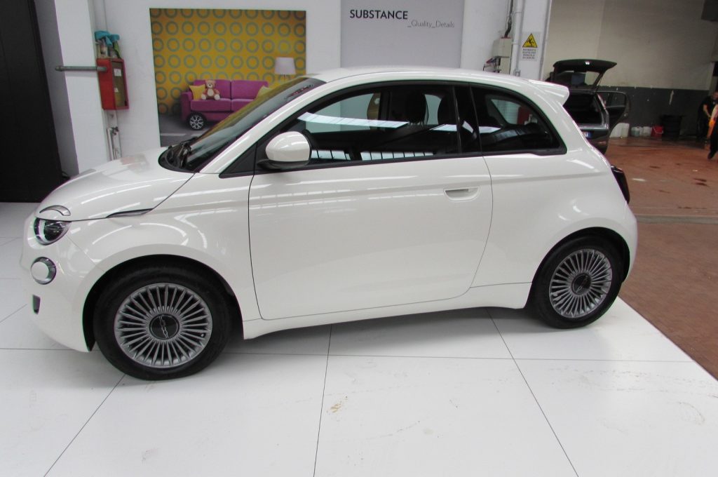 FIAT 500e Berlina 42 kWh - Km.9.940 - 5