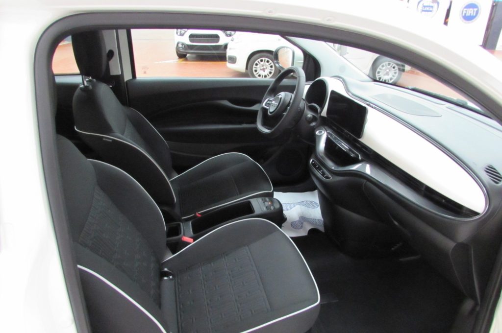 FIAT 500e Berlina 42 kWh - Km.9.940 - 14