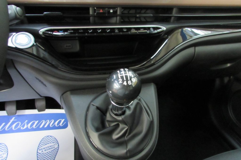 FIAT 500 Berlina 1.0 Hybrid 65cv ICON - KMZERO - 10