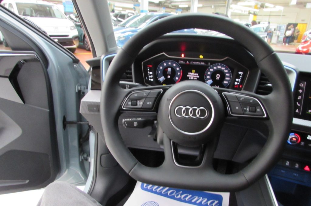 AUDI A1 SPB 30 TFSI S tronic 116cv ADRENALINE KMZERO - 12