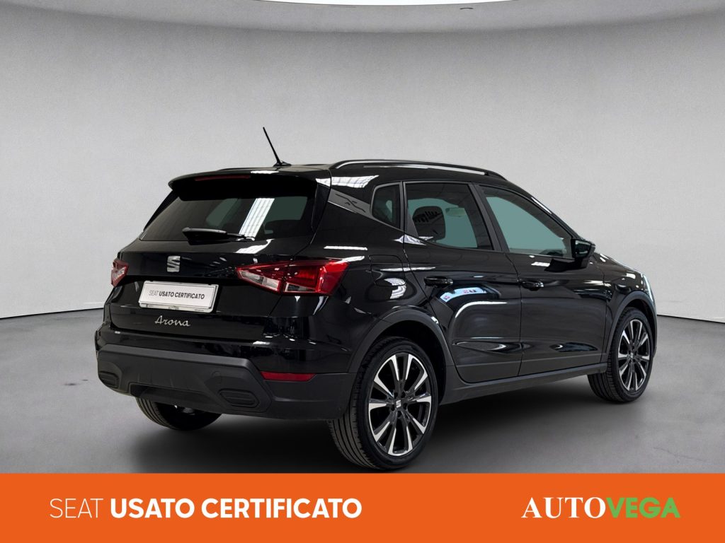 SEAT Arona 1.0 ecotsi black edition 95cv - 4