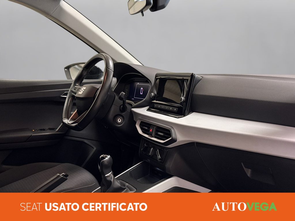 SEAT Arona 1.0 ecotsi black edition 95cv - 6