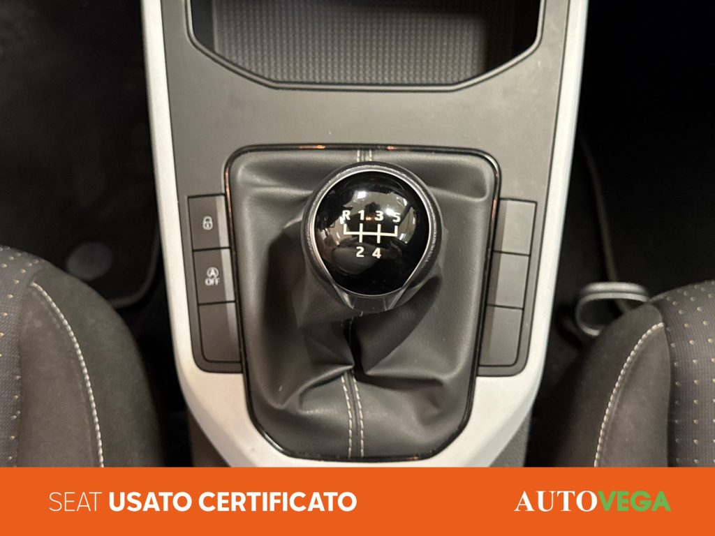 SEAT Arona 1.0 ecotsi black edition 95cv - 11