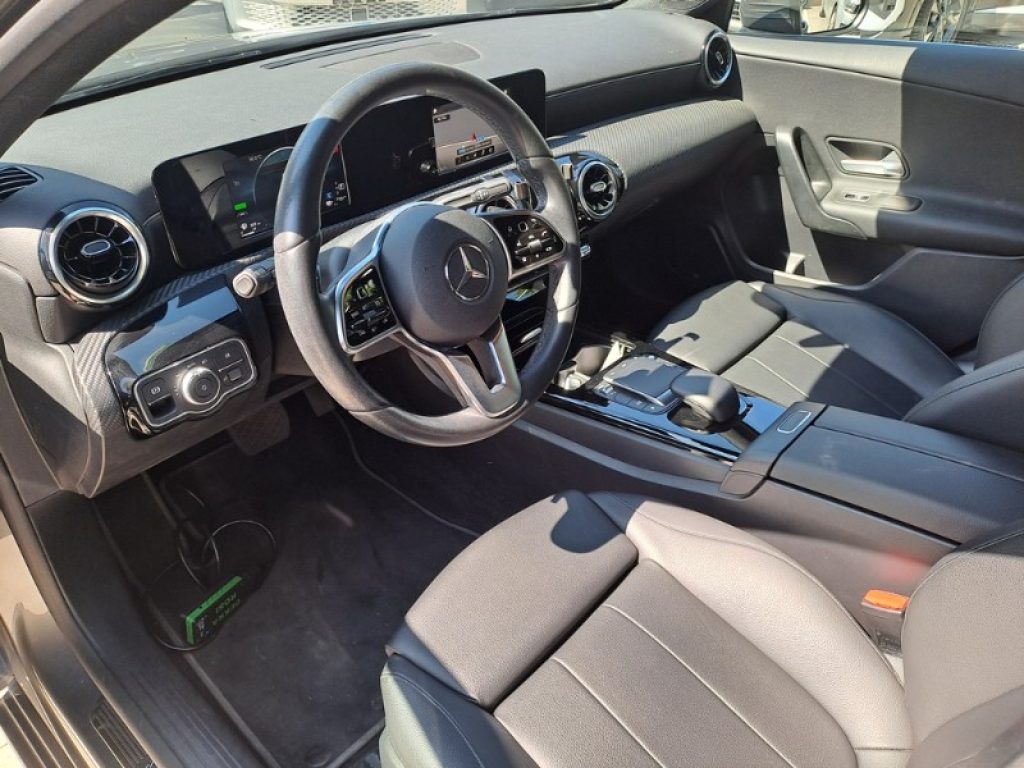 MERCEDES-BENZ A 250 e Automatic EQ-Power Business IVA ESPOSTA - 5