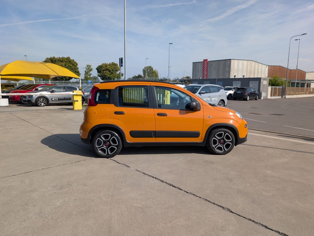 FIAT Panda 1.0 FireFly S&S Hybrid City Life OK NEOPATENTATI - 4