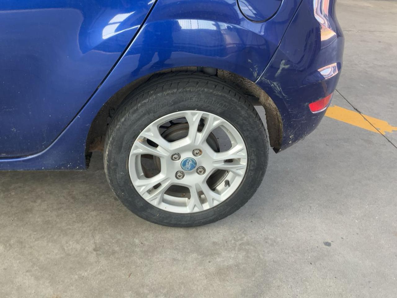 FORD Fiesta 1.4 5p. Bz.- GPL Titanium - 6