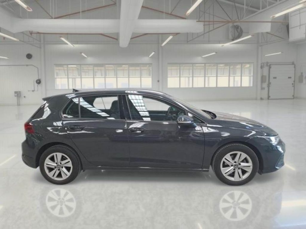 VOLKSWAGEN Golf 2.0 TDI DSG SCR Life IVA ESPOSTA - 2
