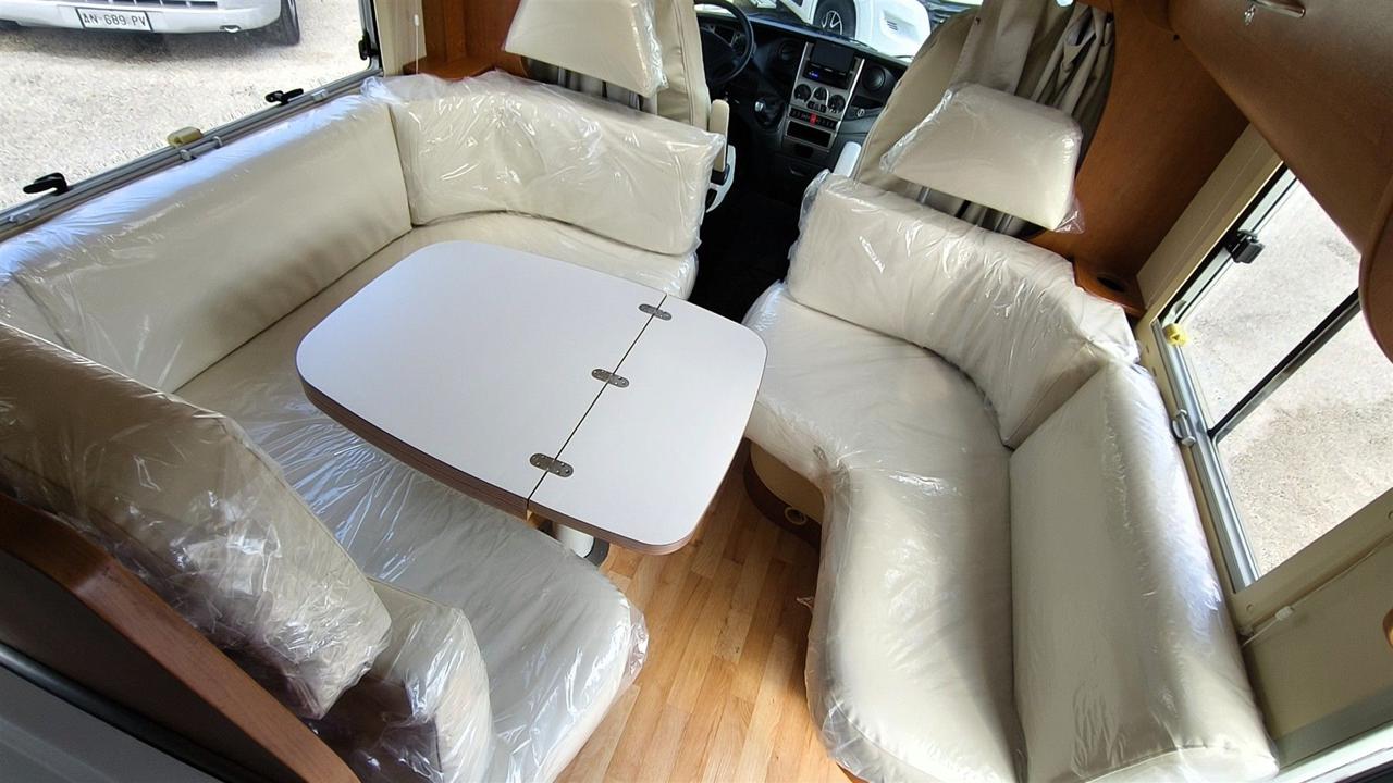 720 GLT