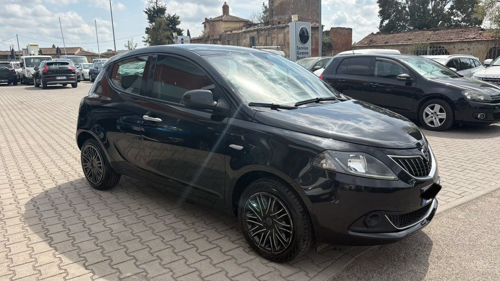LANCIA Ypsilon 1.0 FireFly 5 porte S&S Hybrid Silver Plus OK NEOP - 2