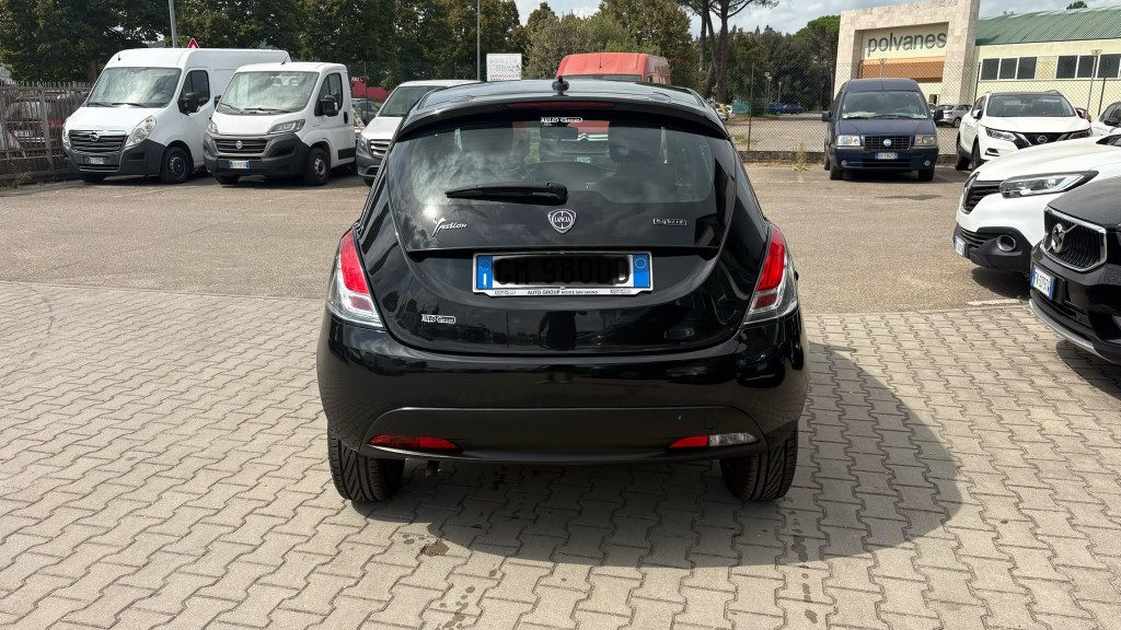 LANCIA Ypsilon 1.0 FireFly 5 porte S&S Hybrid Silver Plus OK NEOP - 4