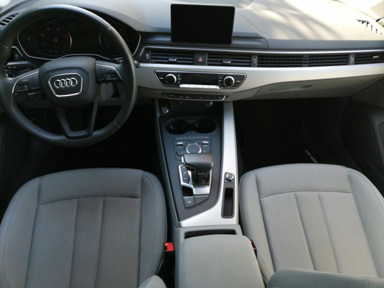 AUDI A4 Avant 35 TDI S tronic S line edition - 13