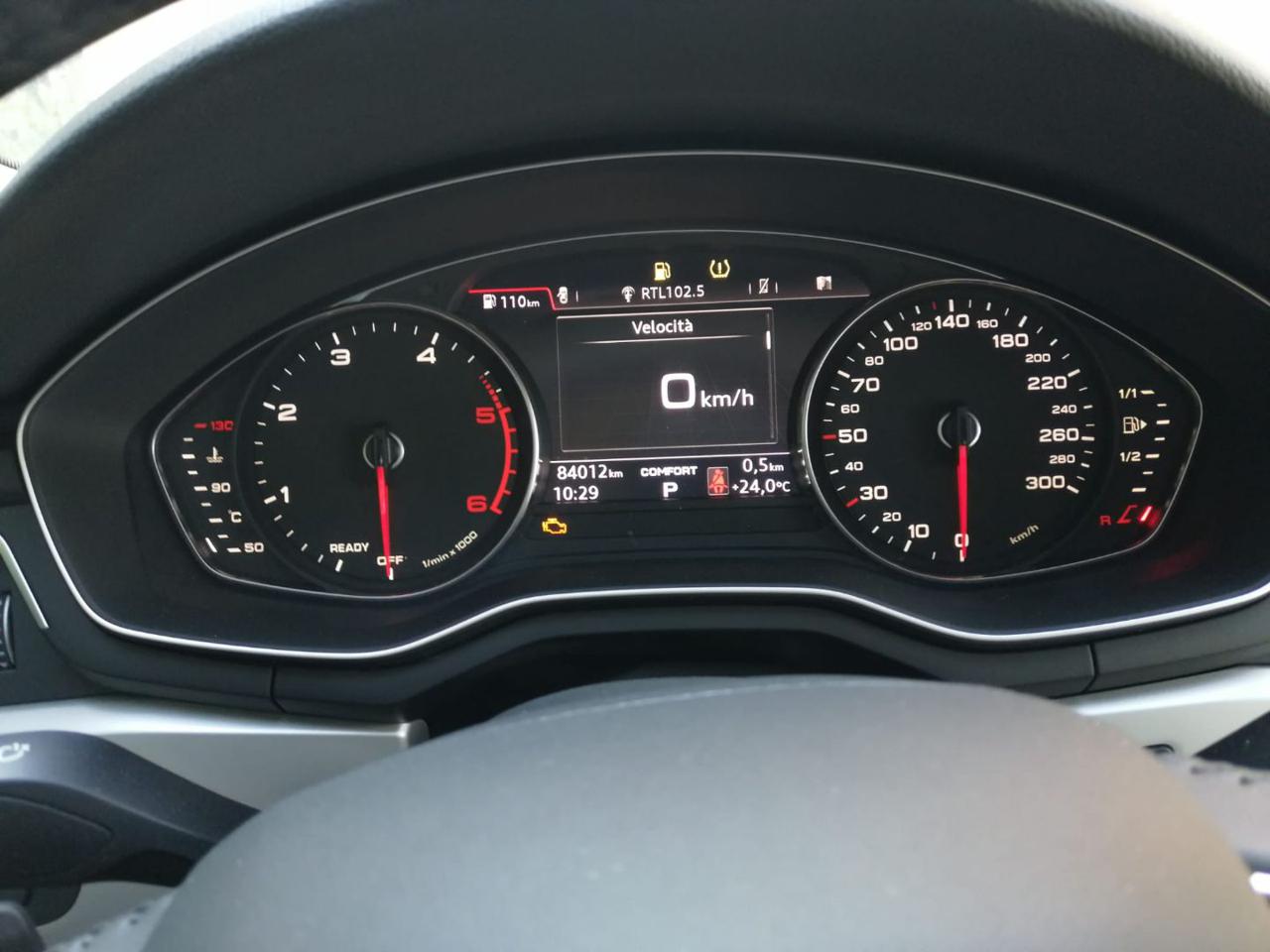 AUDI A4 Avant 35 TDI S tronic S line edition - 16