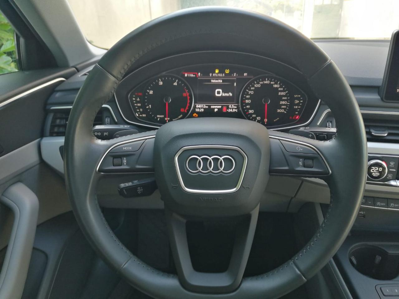 AUDI A4 Avant 35 TDI S tronic S line edition - 15