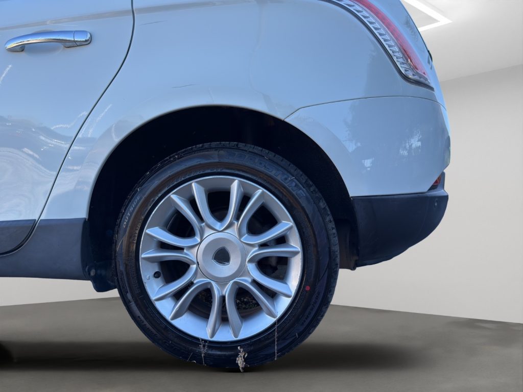 LANCIA Delta 1600 MJT DPF PLATINO - 23
