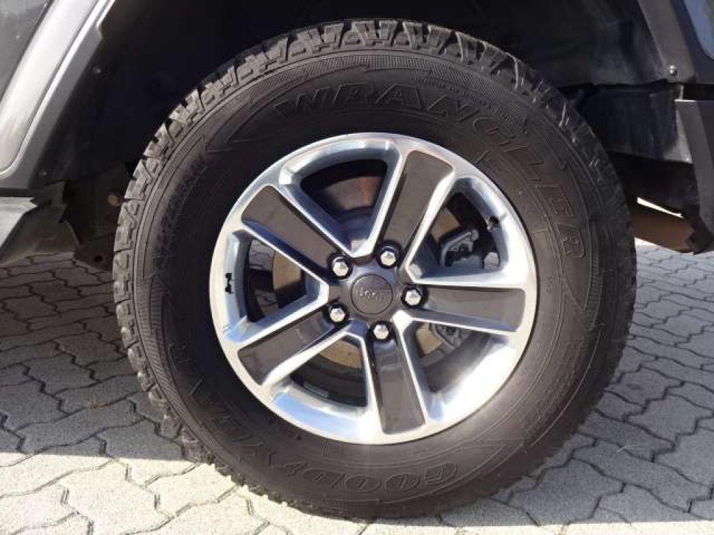 JEEP Wrangler 2.2 mjt II Sahara auto IVA ESPOSTA !! - 9