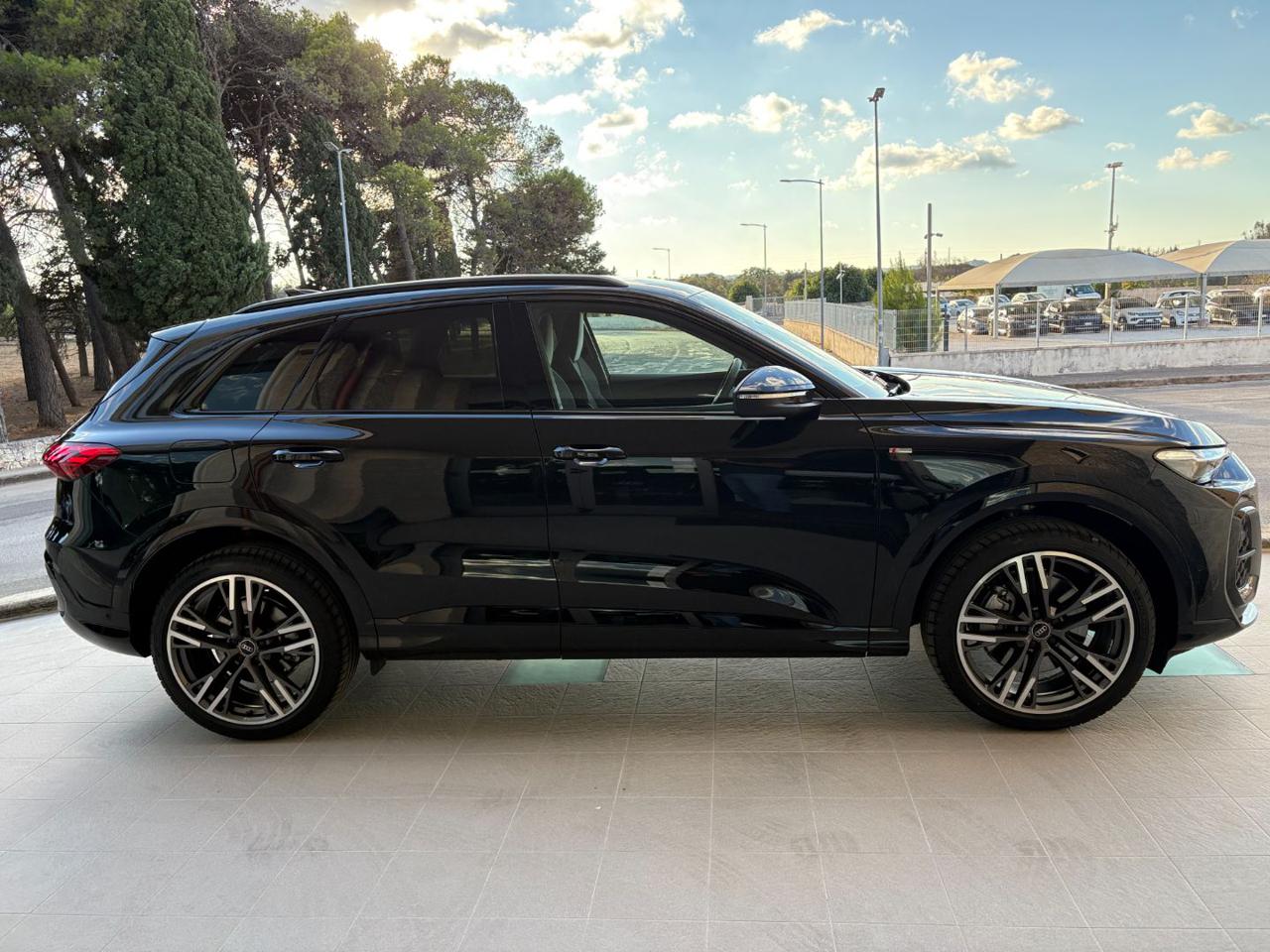 AUDI Q5 TDI 150 kW mHEV+ S tronic quattro S line edition. - 4