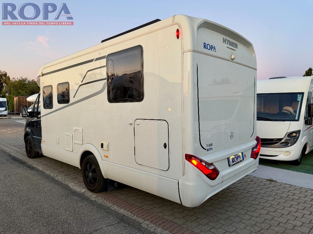 TRAMP S T 695