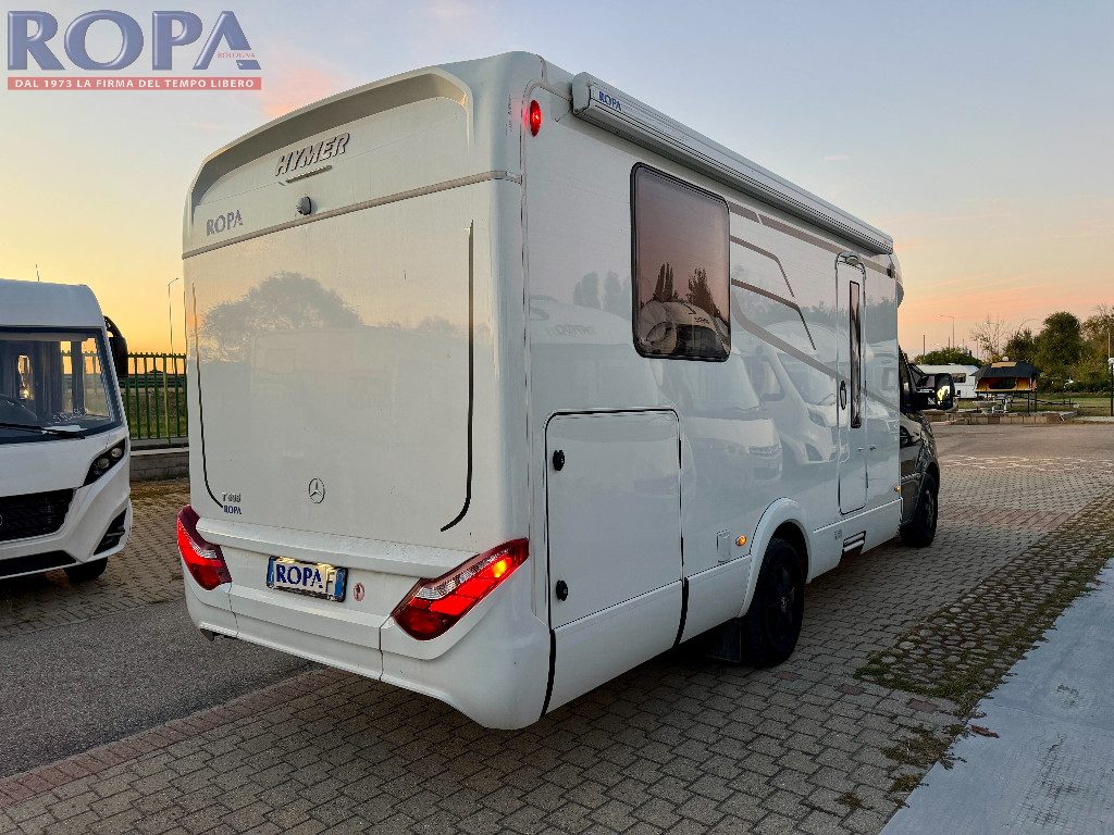 TRAMP S T 695
