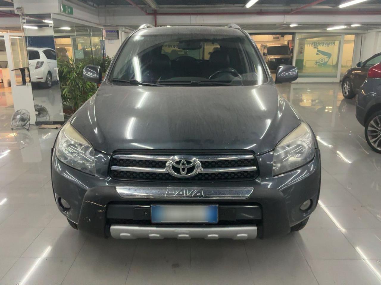 TOYOTA RAV 4 MY23 RAV4 2.2 D-4D 136 CV DPF Sol - 2