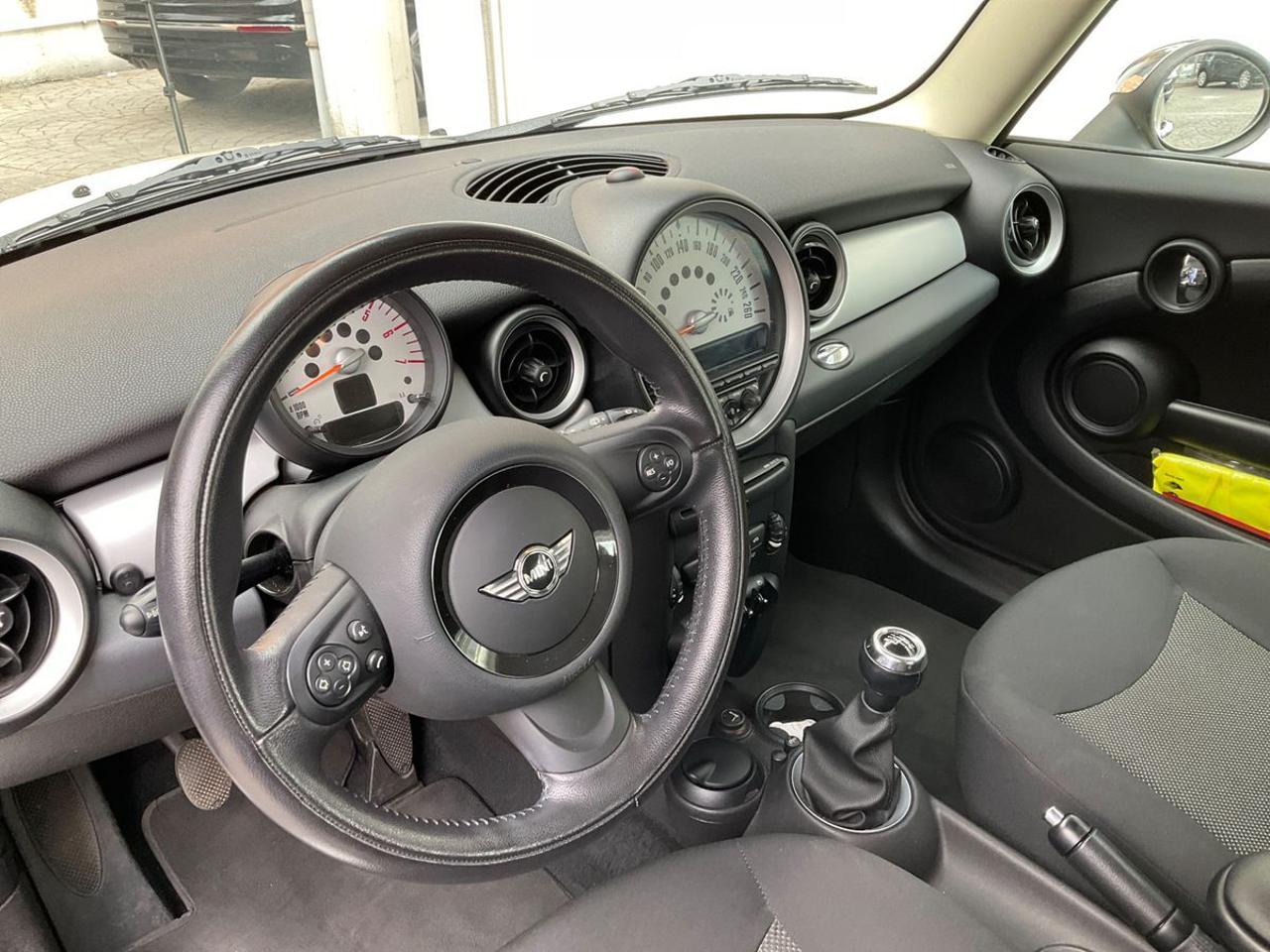 MINI Clubman Mini 2.0 16V Cooper D Clubman - 15