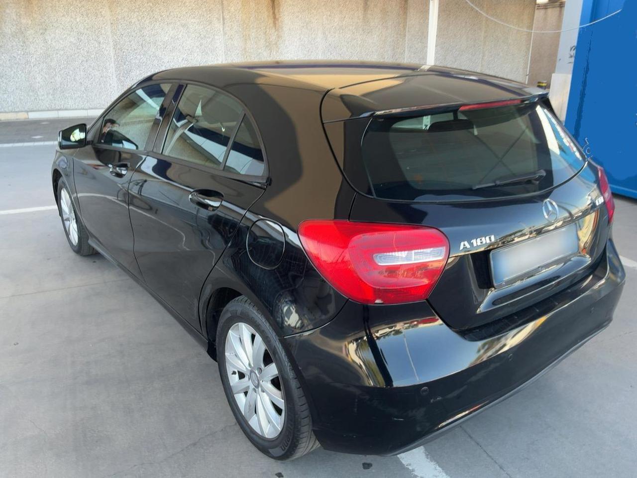 MERCEDES-BENZ A 180 CDI Executive - 8