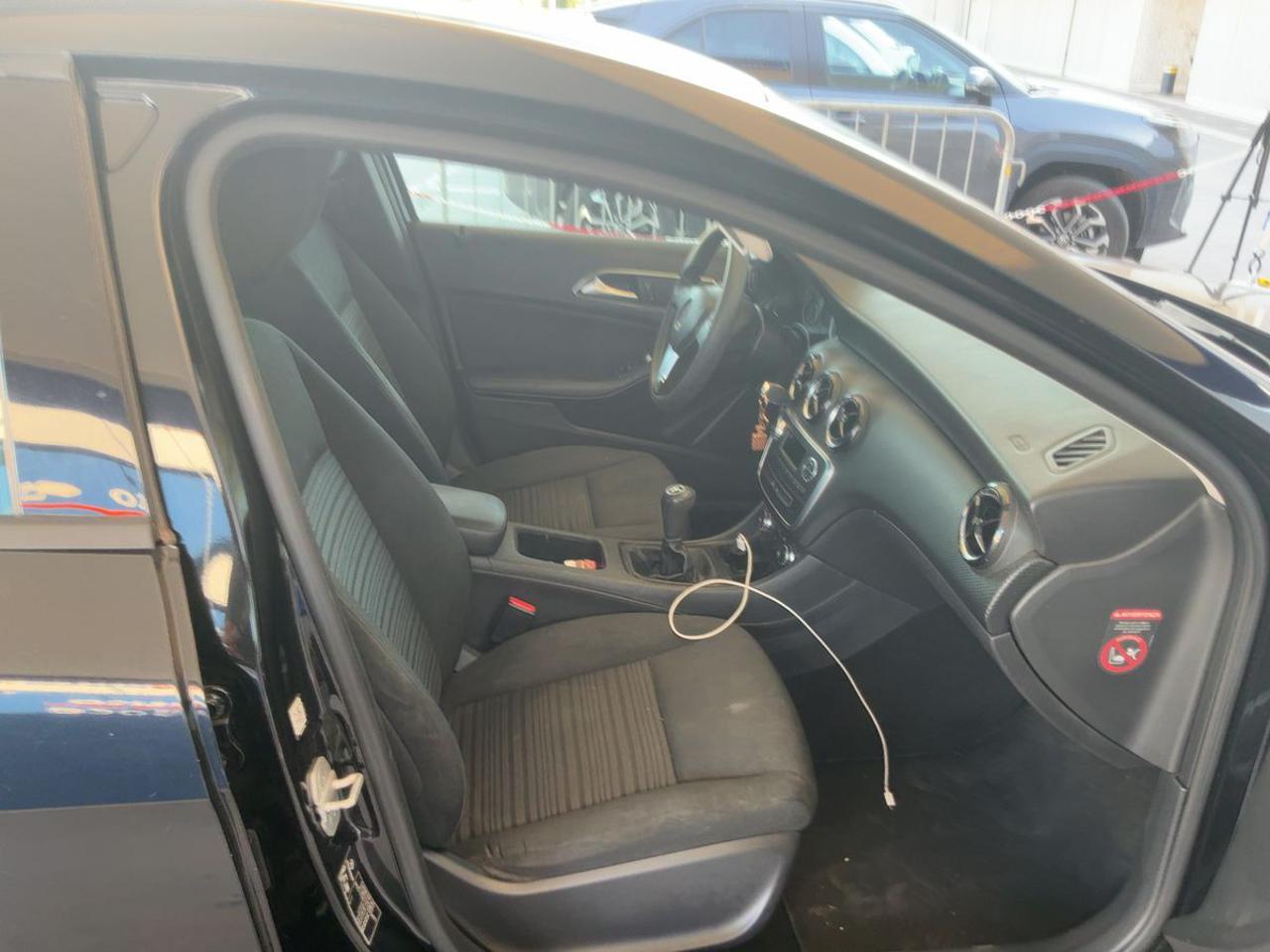 MERCEDES-BENZ A 180 CDI Executive - 13