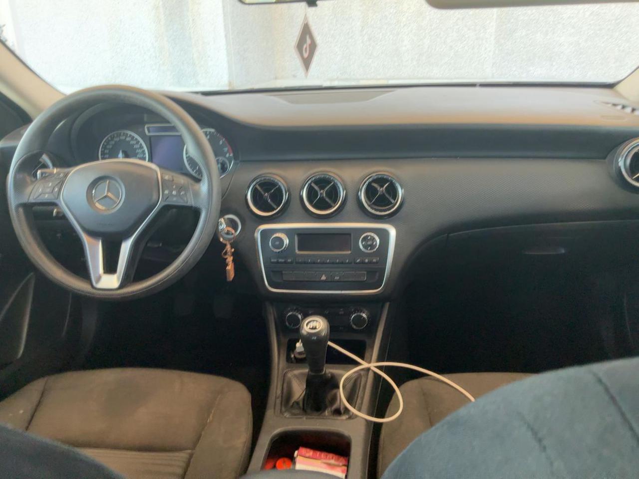 MERCEDES-BENZ A 180 CDI Executive - 12