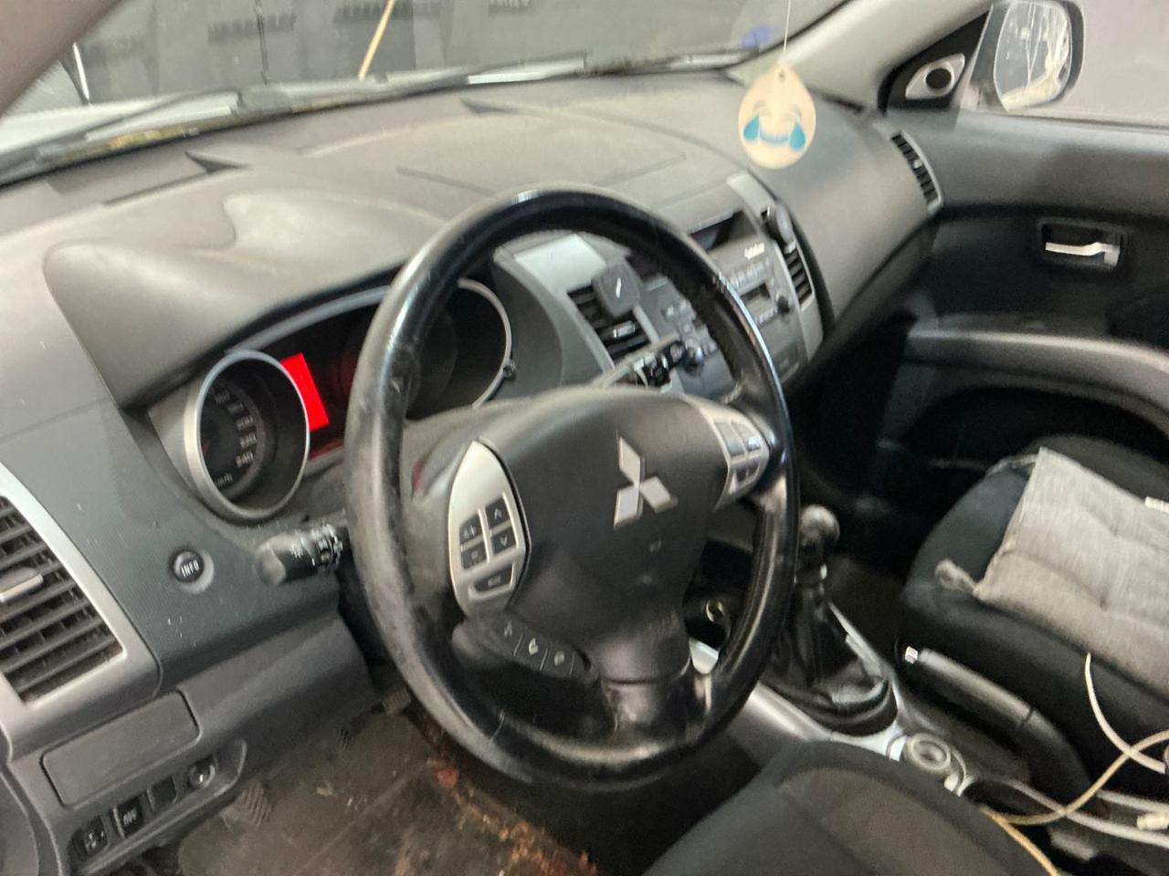 MITSUBISHI Outlander 2.0 DI-D Intense - 8