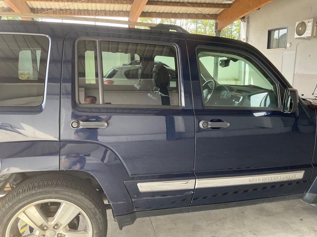 JEEP Cherokee 2.8 CRD DPF Limited CAMBIO AUTOMATICO - 6