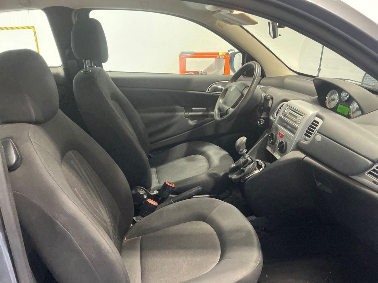 LANCIA Ypsilon 1.2 69 CV Unyca - 10