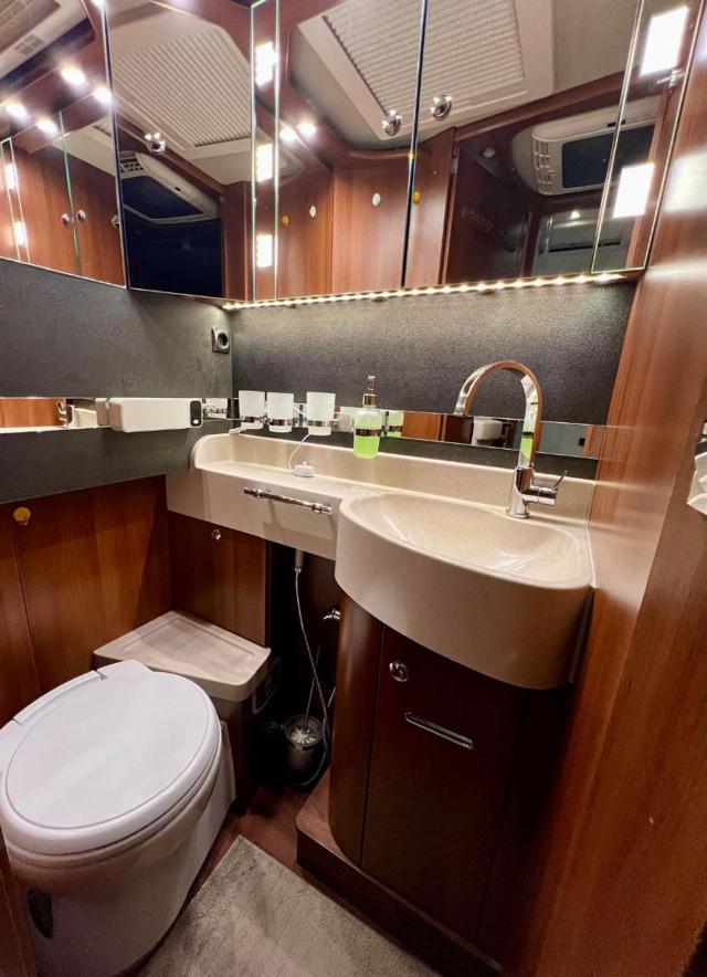 Camper - Motorhome CARTHAGO C LINE SUPERIOR 4.9 Diesel – foto 17