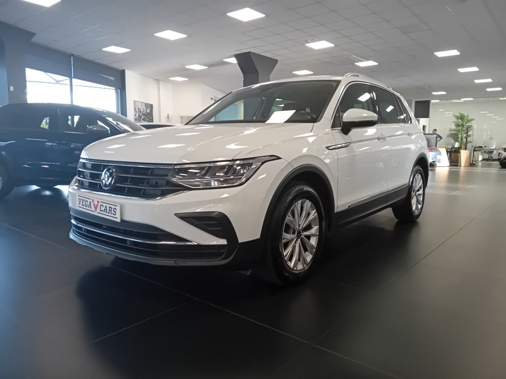 Clicca per ingrandire Tiguan - 2.0 TDI 150 CV SCR DSG Life