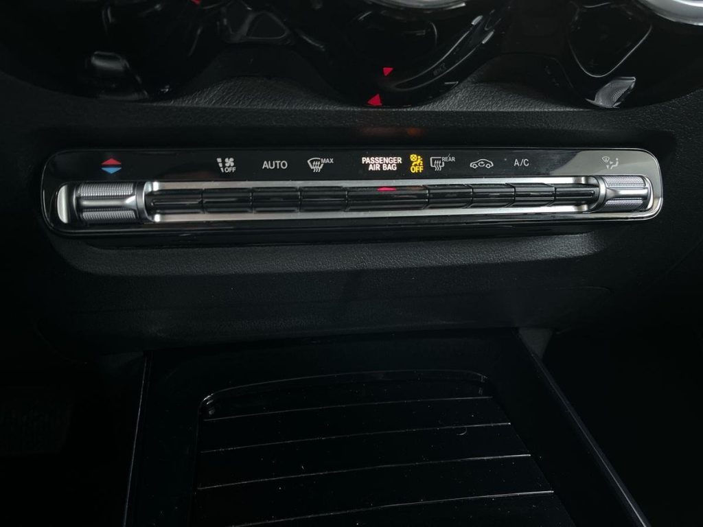 MERCEDES-BENZ GLB 180 d Automatic Progressive Advanced - 14