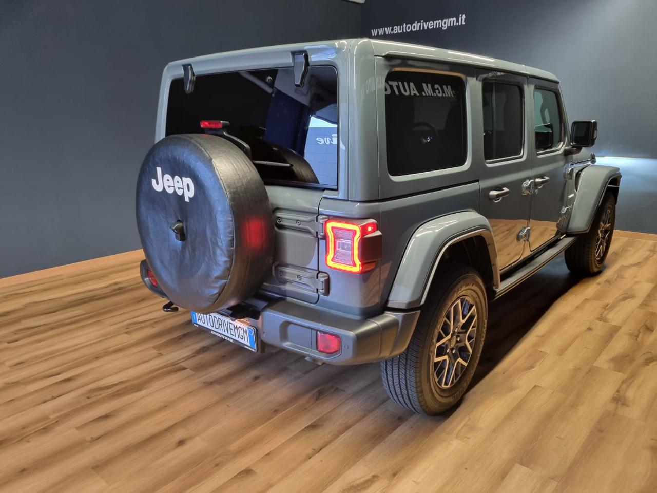 JEEP Wrangler Unlimited 2.0 Turbo Sahara - 27