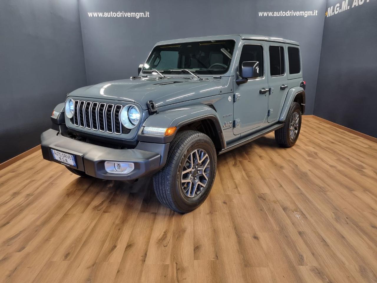 JEEP Wrangler Unlimited 2.0 Turbo Sahara - 32