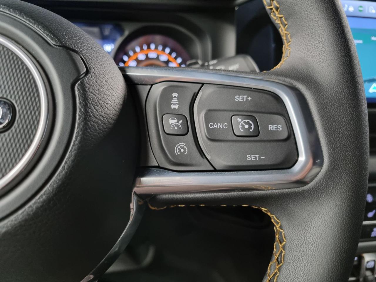 JEEP Wrangler Unlimited 2.0 Turbo Sahara - 18