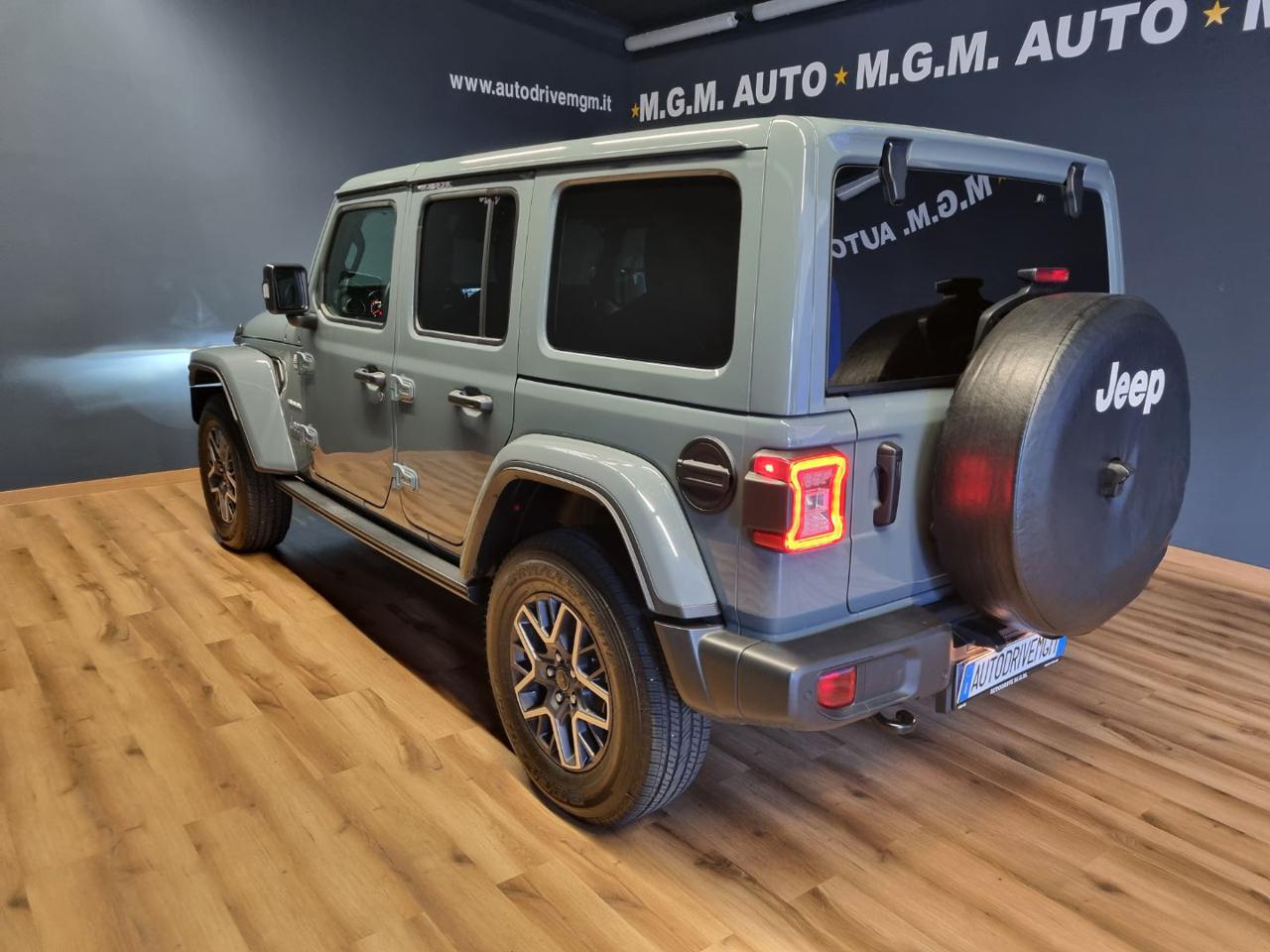 JEEP Wrangler Unlimited 2.0 Turbo Sahara - 26