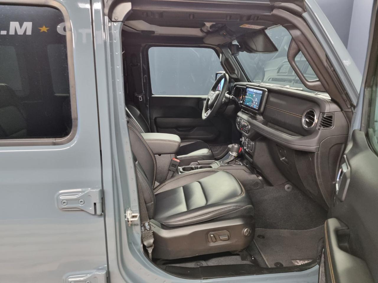 JEEP Wrangler Unlimited 2.0 Turbo Sahara - 12