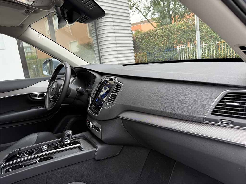 VOLVO XC90 2.0 b5 Core awd 7 POSTI PREZZO REALE IVA ESPOSTA - 25