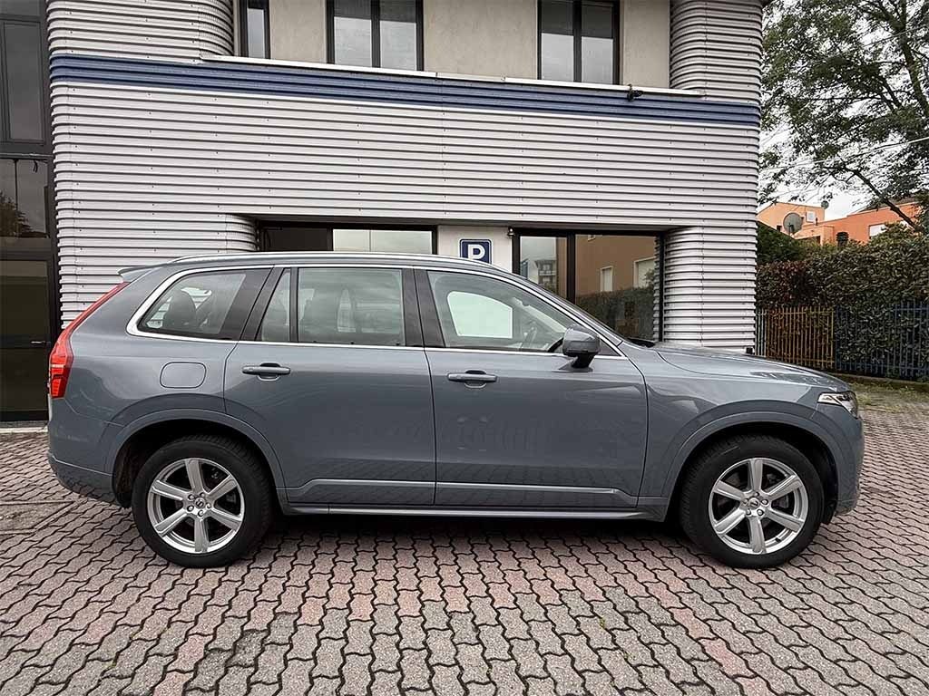VOLVO XC90 2.0 b5 Core awd 7 POSTI PREZZO REALE IVA ESPOSTA - 4