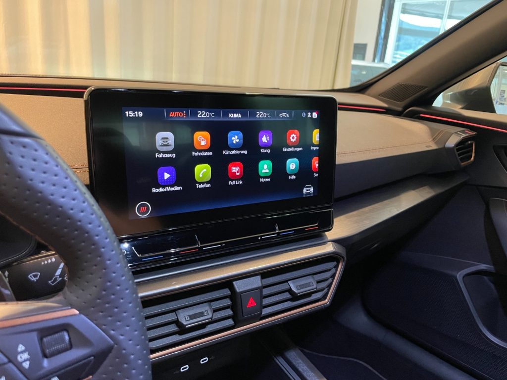 CUPRA Formentor 2.0 TDI 4Drive DSG LED ACC Camera 18 App Connect - 14