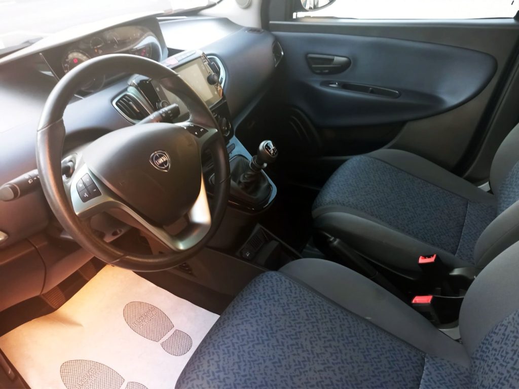 LANCIA Ypsilon 1.0 FireFly 5 porte S&S Hybrid Gold - 8