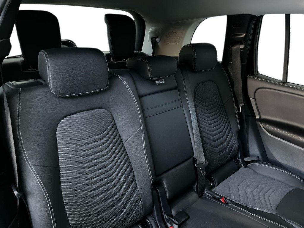 MERCEDES-BENZ GLB 200 d 4matic Progressive Advanced Plus 7posti - 15