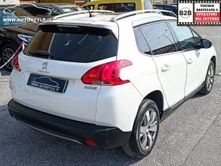 PEUGEOT 2008 1.2 82Cv Allure foto 35