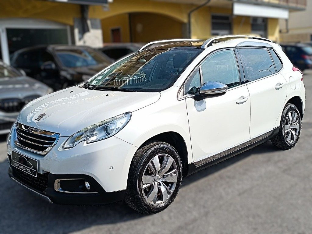 PEUGEOT 2008 1.2 82Cv Allure
