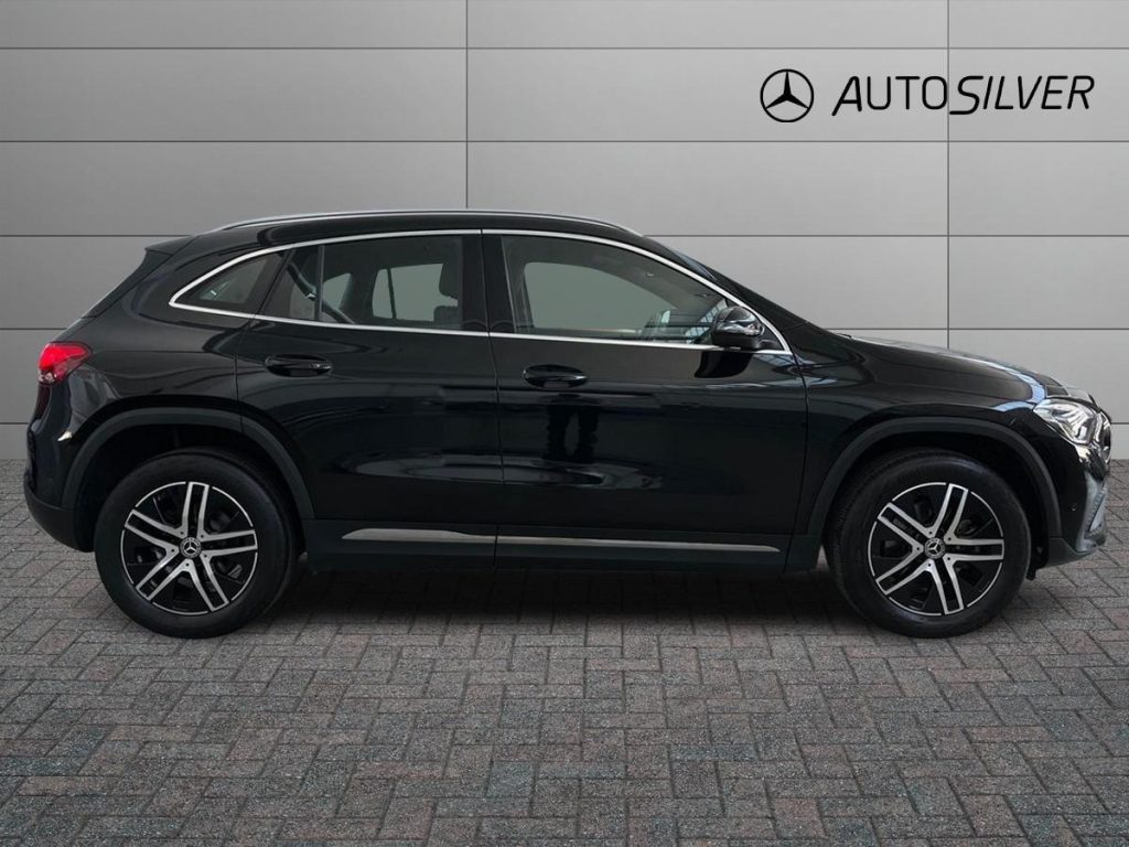 MERCEDES-BENZ GLA 200 d Automatic Sport Plus auto - 5