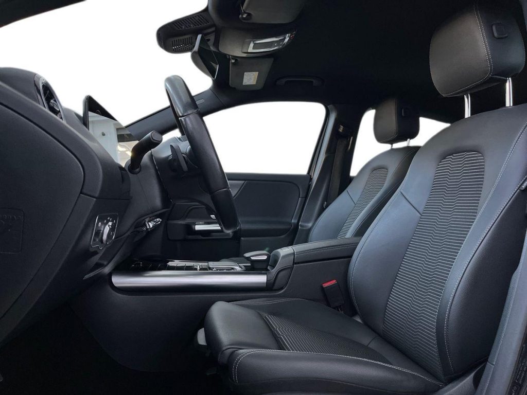 MERCEDES-BENZ GLA 200 d Automatic Sport Plus auto - 10